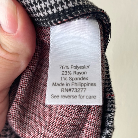 Croft & Barrow Black White Red Plaid Straight Leg Pull On Women’s Pants Size XXL - Picture 4 of 5